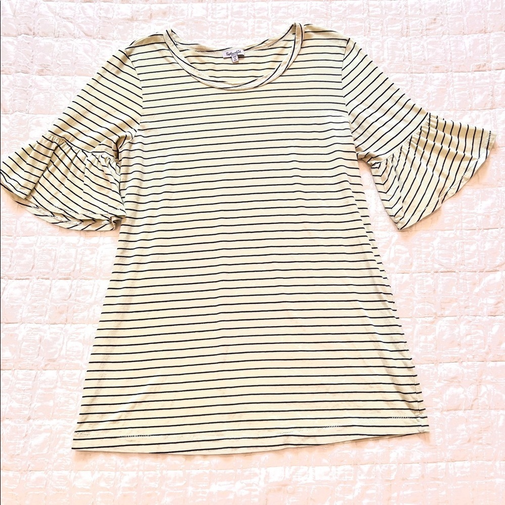 Splendid Striped Top with Bell Sleeves EUC